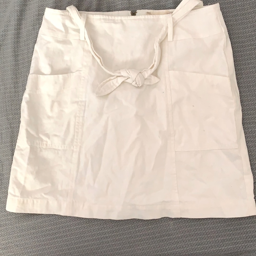 Lined mini skirt with pockets and tie